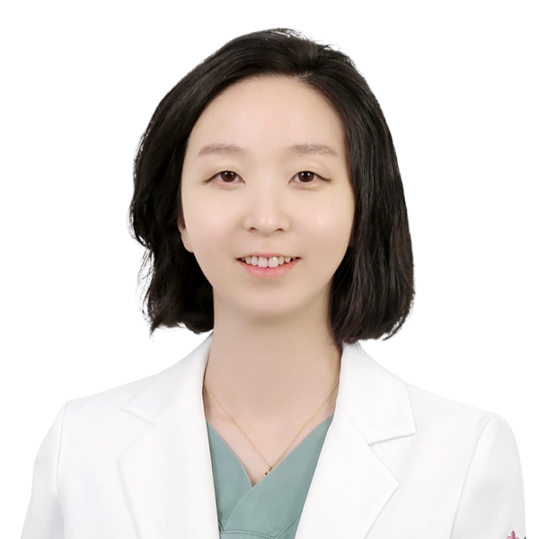 Hyun Kyung, Bae photo